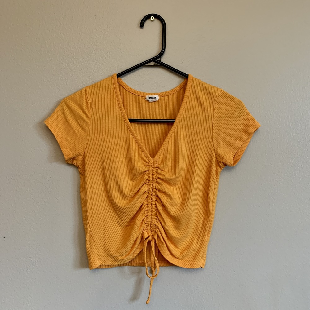 YELLOW V RUCHED TEE - Picture 5 of 8